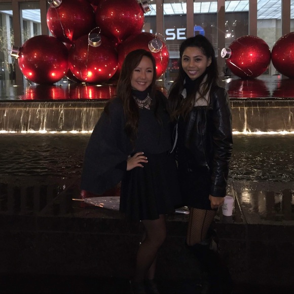 F21 CONTEMPORARY LAYERED FUZZY CROPPED SWEATER - Picture 4 of 6